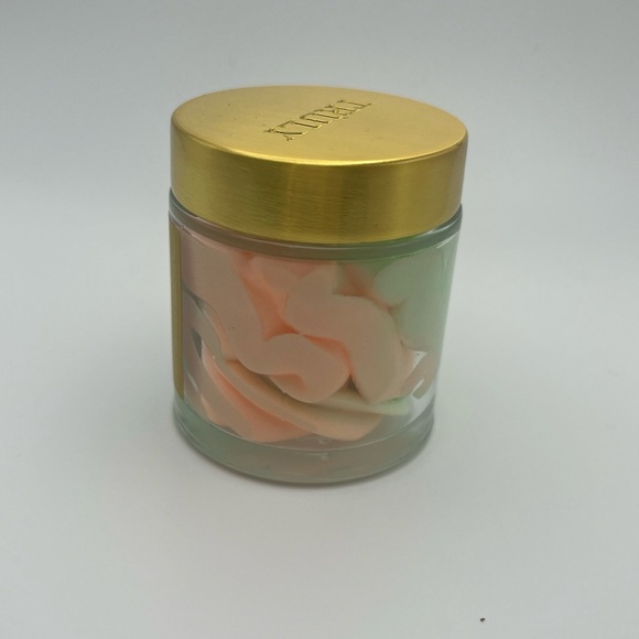 Truly Beauty Nice Melons Whipped Boob Butter Mini 0.7oz/20mL. - Picture 3 of 4